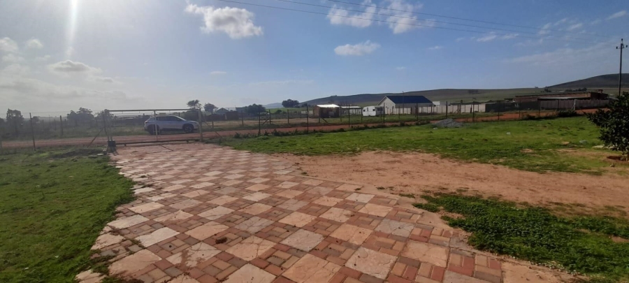 4 Bedroom Property for Sale in Hooikraal Western Cape